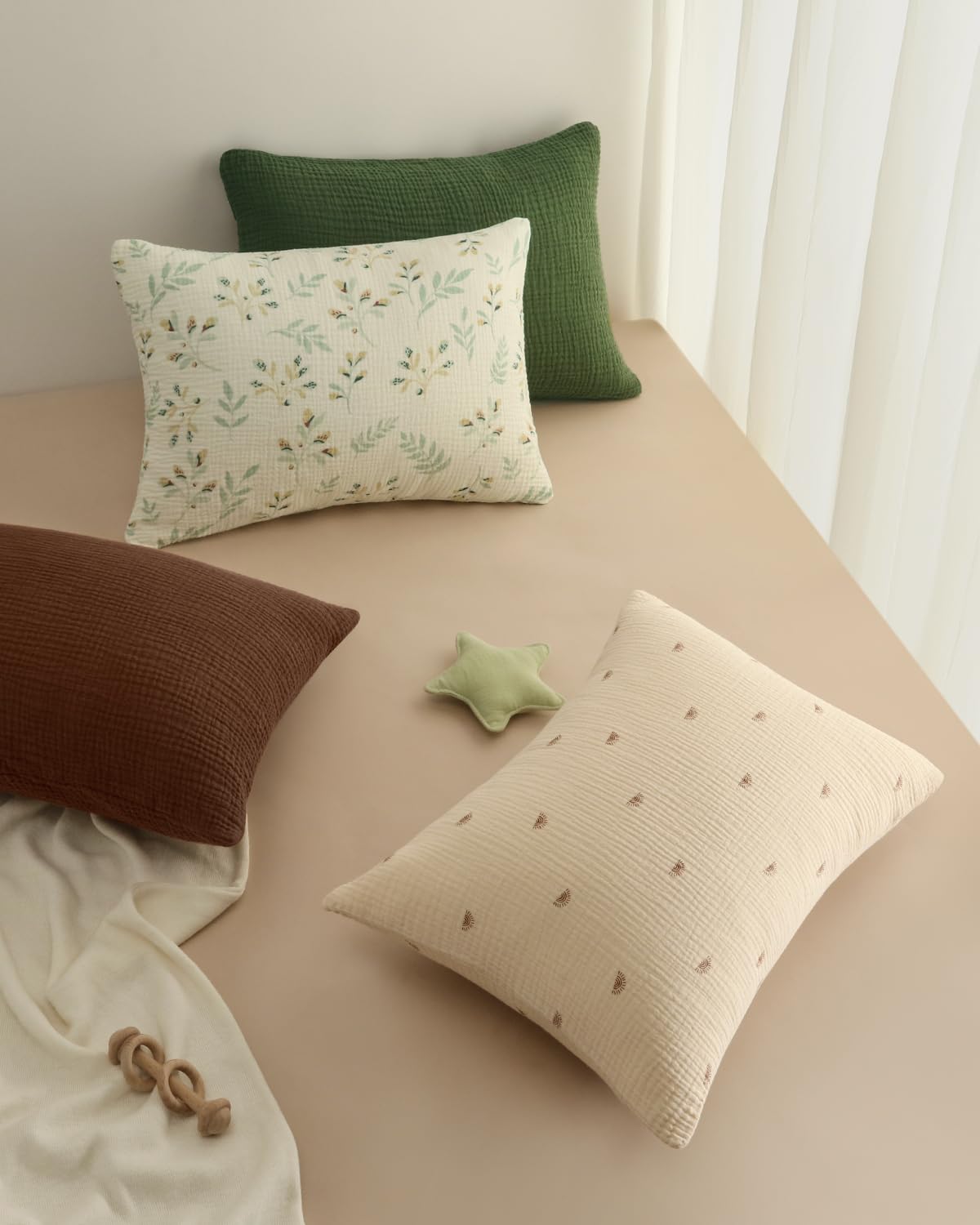 Blissful Diary Almohada para niños pequeños con funda de almohada de muselina de algodón, almohadas de 13 x 18 pulgadas para dormir y viajar,