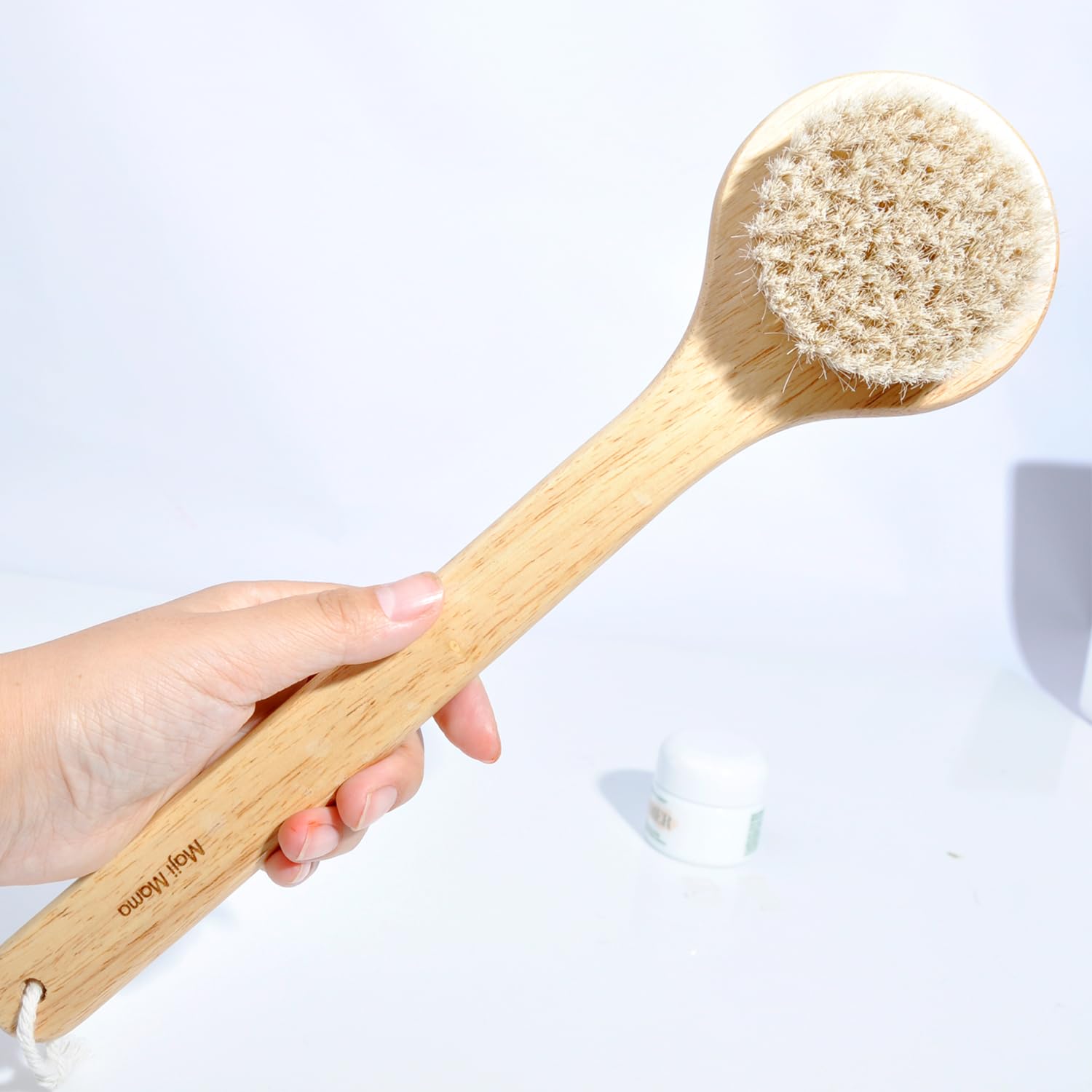 Cepillo de baño de mango largo 100% cerdas de caballo, cepillo de ducha de madera de roble, cerdas naturales para cepillado húmedo o seco, limpiador