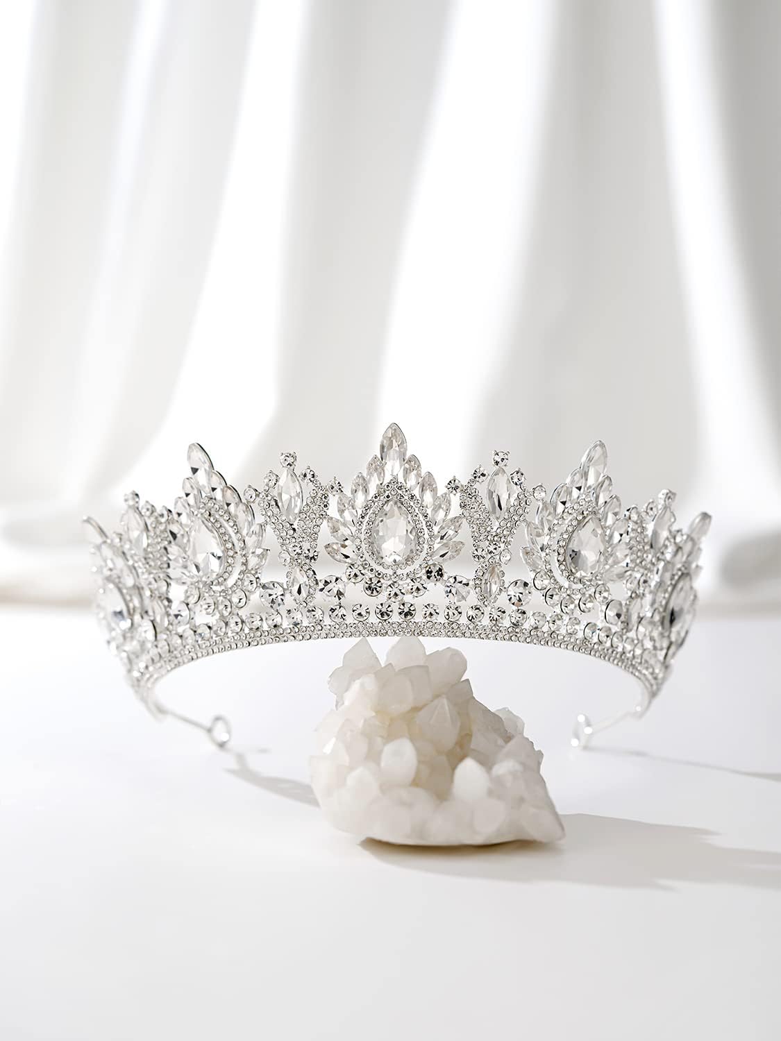 SWEETV Tiara barroca para mujer, tiara de boda para novia, accesorio para el cabello de fiesta de cumpleaños de Halloween, fiesta de cumpleaños