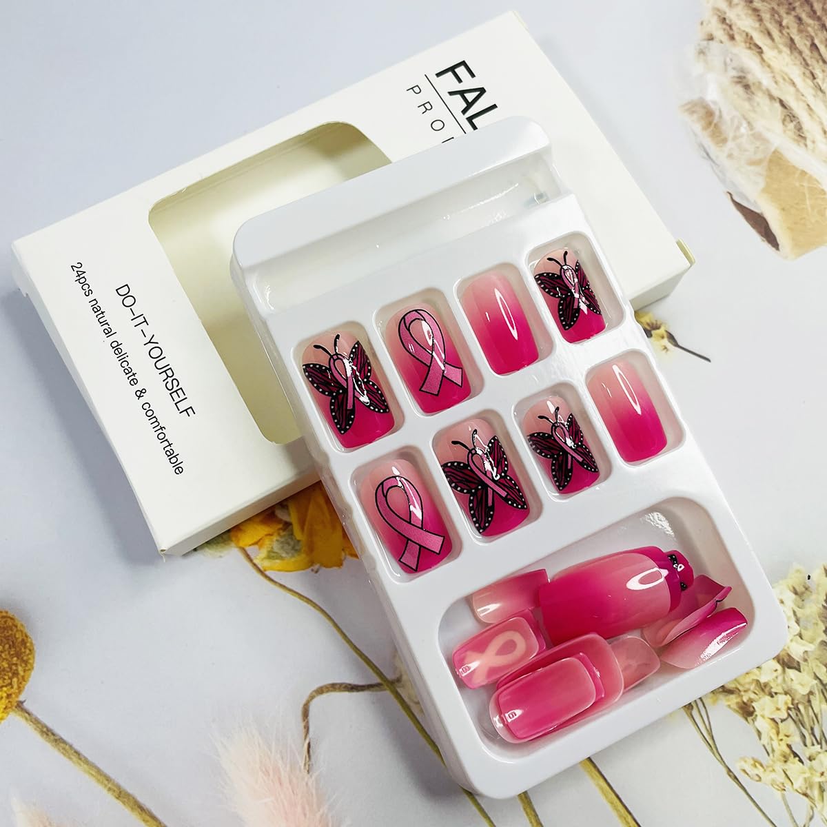 Uñas postizas a presión sobre el cáncer de mama, uñas postizas cortas cuadradas de color rosa brillante, uñas postizas acrílicas de cobertura