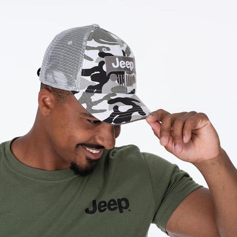 Jeep Sombrero de espalda de malla con apliques de camuflaje frío, Blanco