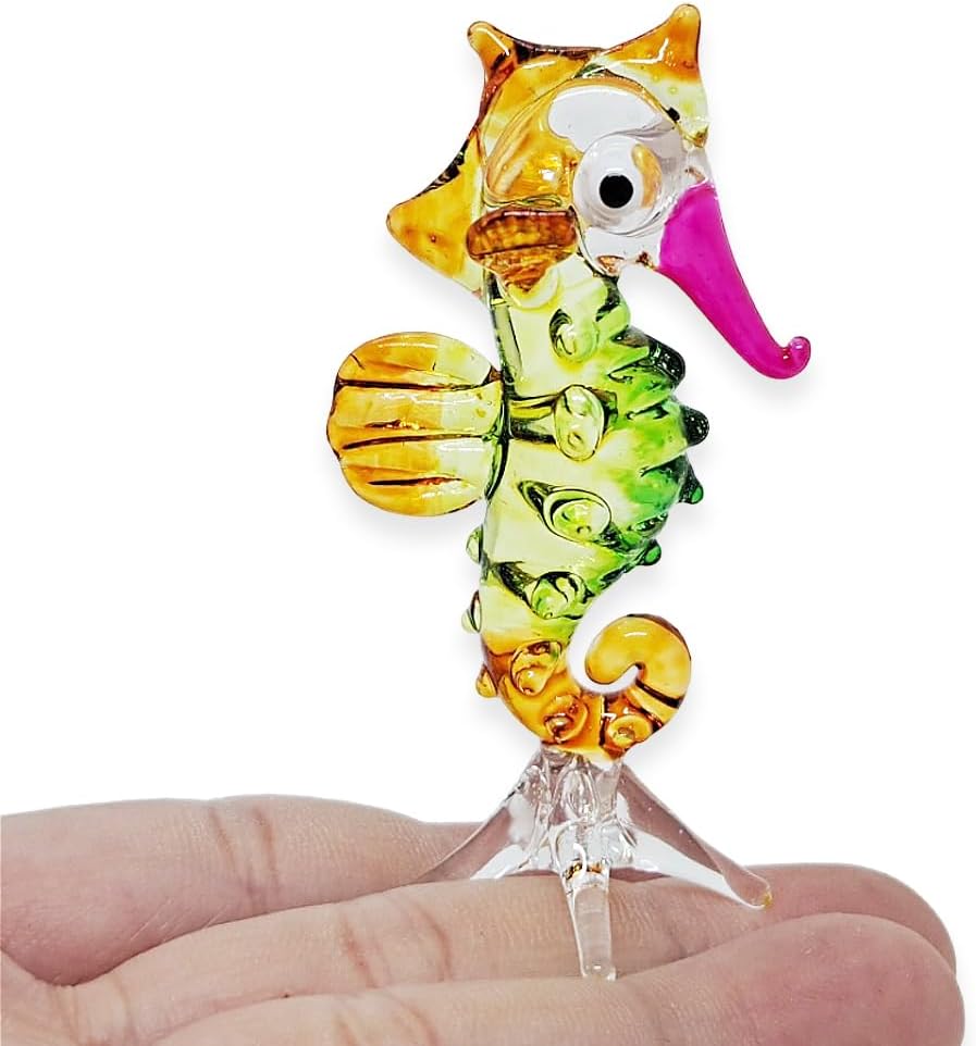 ChangThai Design Pequeña figura de caballito de mar de 2 pulgadas de alto, verde, amarillo, rosa, animal de vidrio soplado a mano, multicolor,