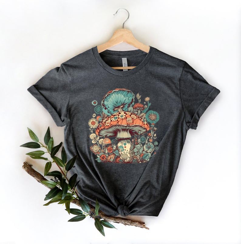 Aesthetic Mushroom Shirt, Goblincore Shirt, Hippie Shirt, Nature Lover Gift, Mushroom Lover Shirt, Vintage T shirt, Retro Tee, Tshirts