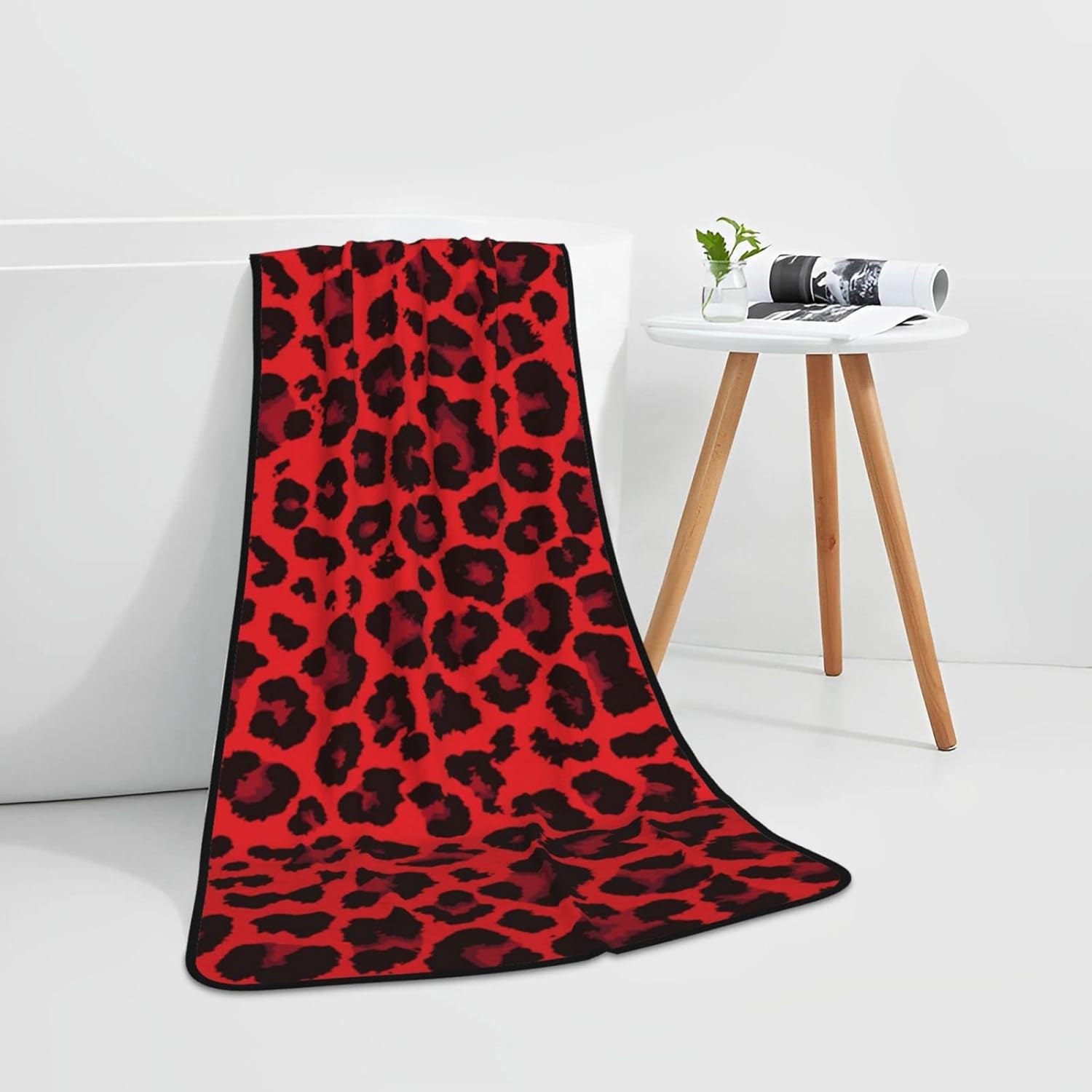 Toalla de baño con estampado de leopardo rojo, 55 x 27 pulgadas, toalla de baño de microfibra de viaje, toalla de playa para hombres y mujeres