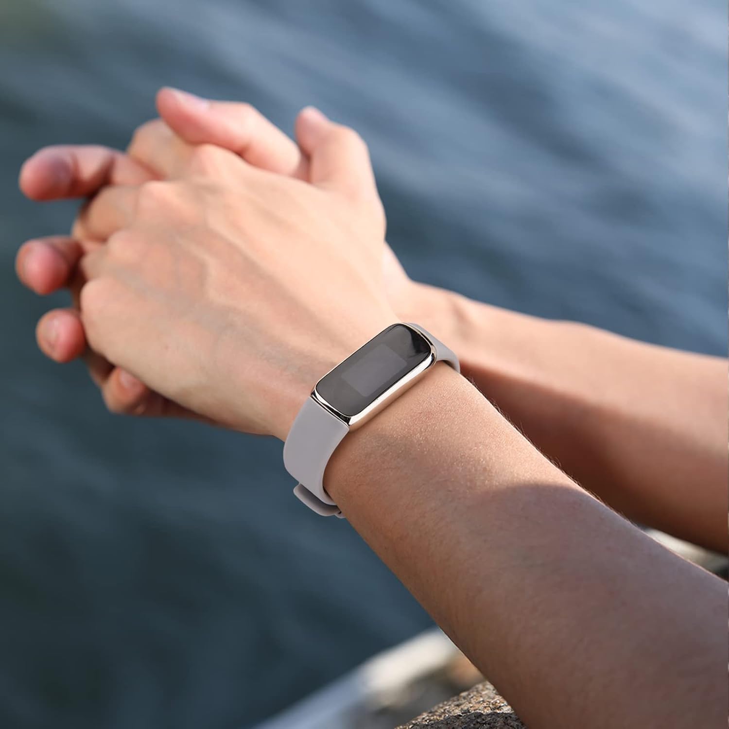 Paquete de 4 bandas para Fitbit Luxe, correa de repuesto de silicona suave para Fitbit LuxeLuxe edición especial, rastreador de fitness para mujeres