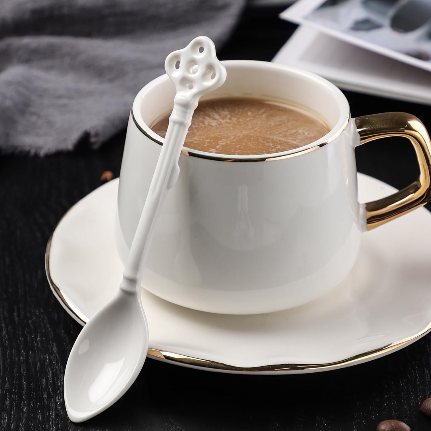 Juego de 12 cucharas de café de cerámica con mango largo, cucharas de café Demitasse de porcelana, cucharas de café pequeñas de porcelana (blanco)