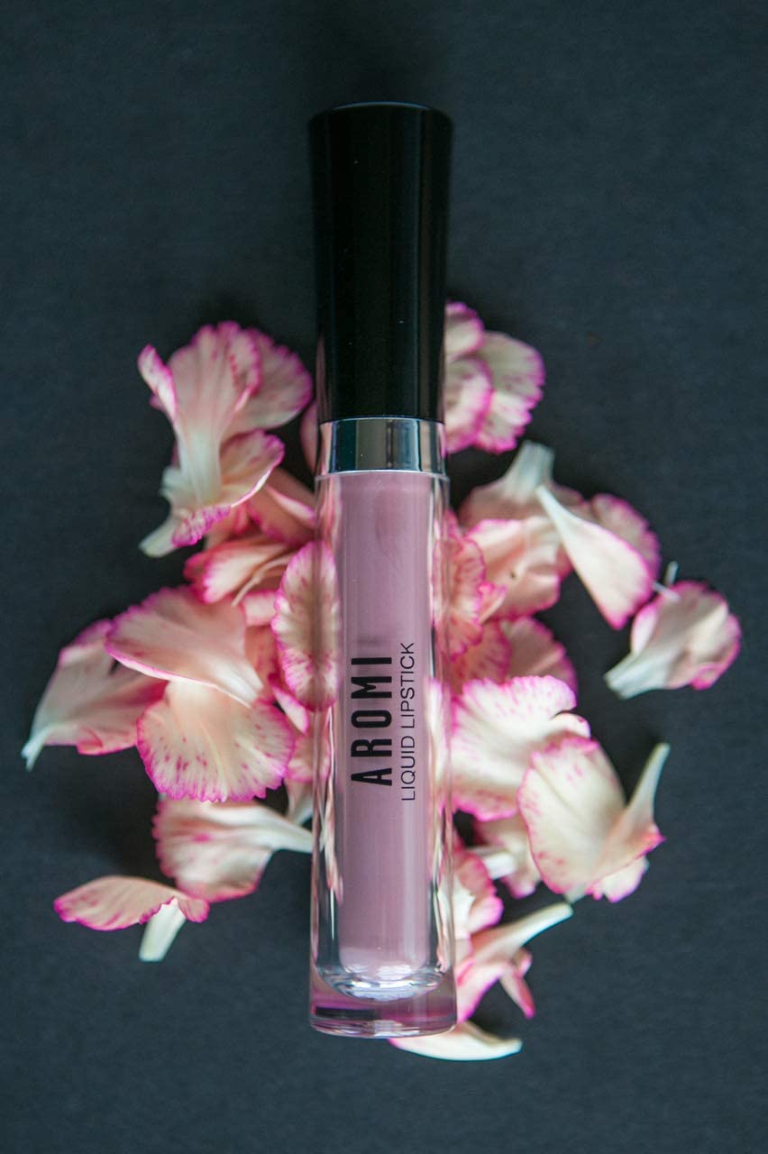 Aromi Lápiz labial líquido Pink Nude mate, color beige rubor, lápiz labial de larga duración, vegano, libre de crueldad, uso durante todo el día,