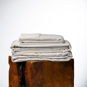 Olive + Crate Juego de sábanas y fundas de almohada refrescantes de eucalipto tamaño King 100% fibra Tencel certificada de Austria Mejor que el Olive + Crate Juego de sábanas y fundas de almohada refrescantes de eucalipto tamaño King 100% fibra Tencel certificada de Austria Mejor que el