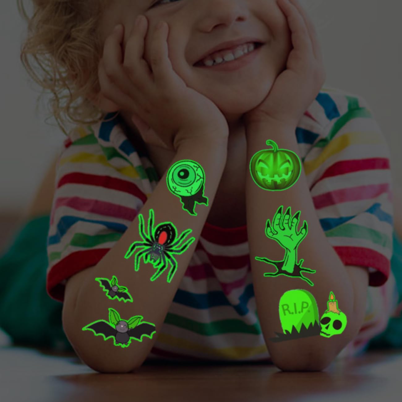 CHARLENT Tatuajes temporales luminosos de Halloween para suministros de fiesta de niños, 100 estilos que brillan en la oscuridad de Halloween,