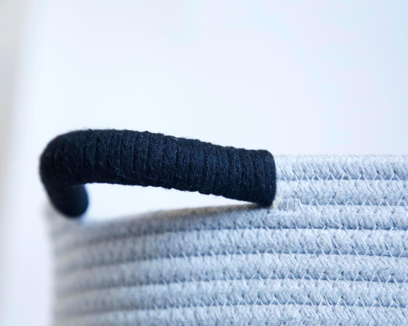 CIKI HOME Woof – Cesta de juguetes para perros, cestas tejidas para mascotas, caja de almacenamiento con asas duraderas, suministros para mascotas,