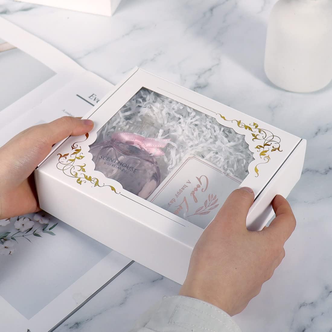 OUGEBOX 30 cajas de regalo de 7 x 6 x 2 pulgadas, cajas de envío de cartón blanco con tapas, para envolver regalos de fiesta de cumpleaños, dulces