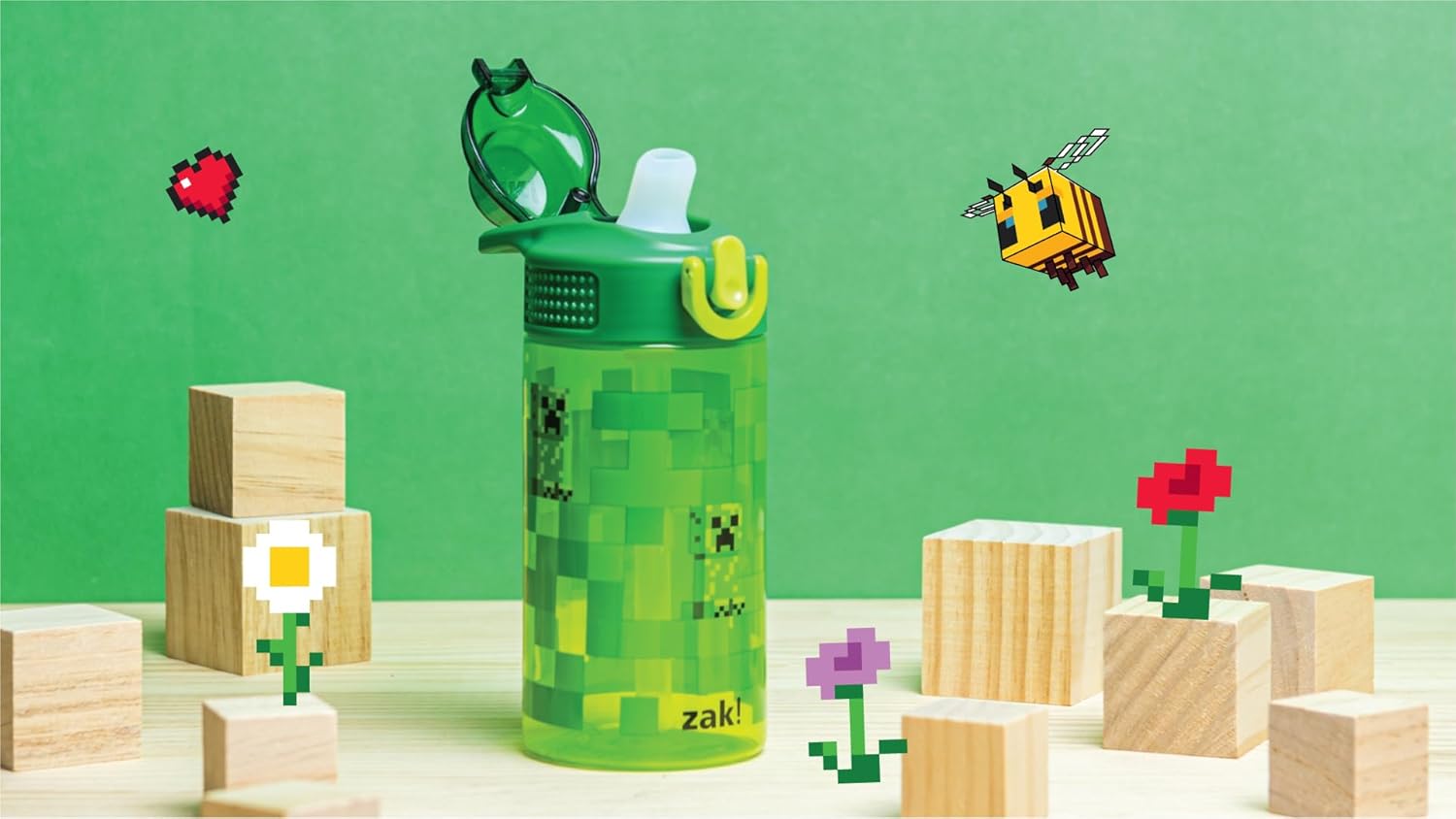 Zak Designs Sage Minecraft Botella de agua para niños, escuela o viajes, plástico duradero, 16onzas, con popote, asa, tapa, boquilla abatible, a