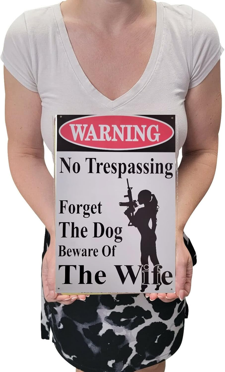 – Cartel de metal con texto en inglés “WARNING No Trespassing  Forget About The Dog, Beware of The Wife” de 12 x 8 pulgadas