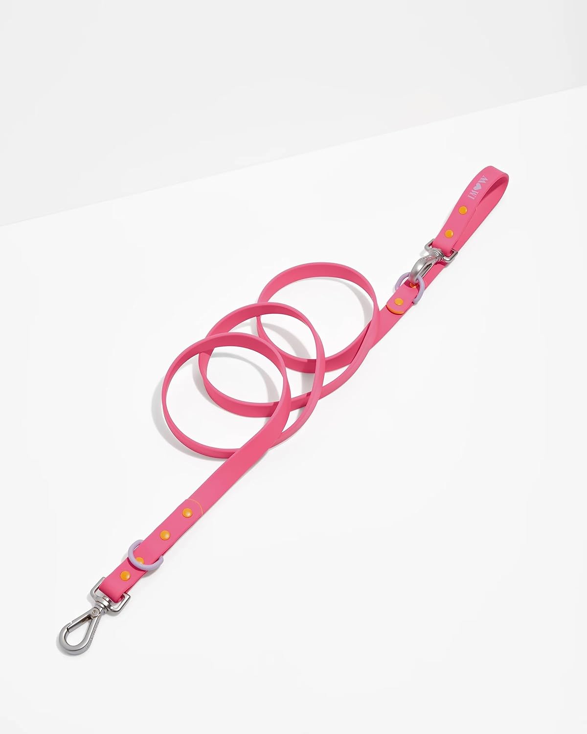 Wild One Cosmopolitan – Correa de longitud ajustable para perro, impermeable, resistente al olor (Cosmopolita, S) (WO-LSH)