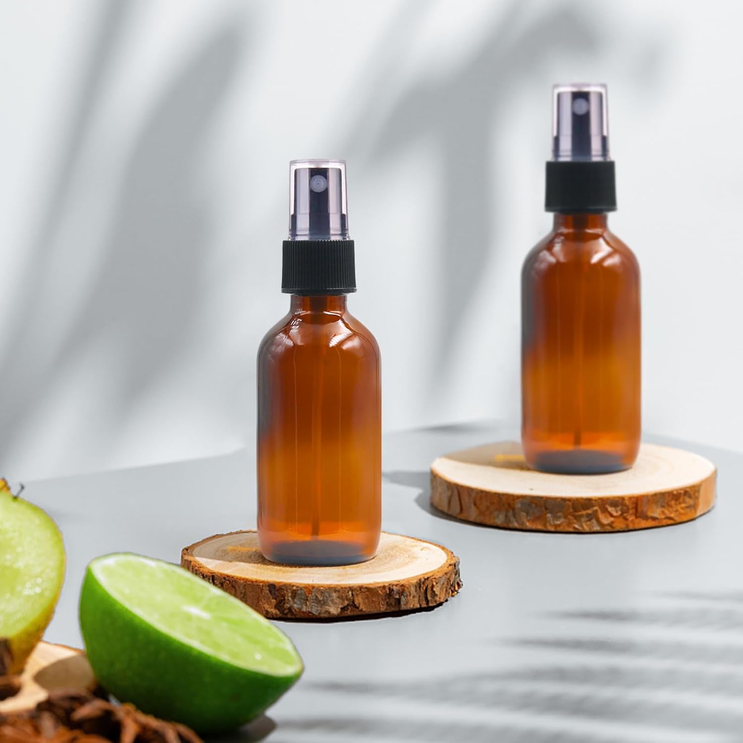 Omawrf 6 botellas rociadoras de vidrio ámbar Boston para aceites esenciales, botella vacía pequeña de niebla fina de 2 onzas con botellas