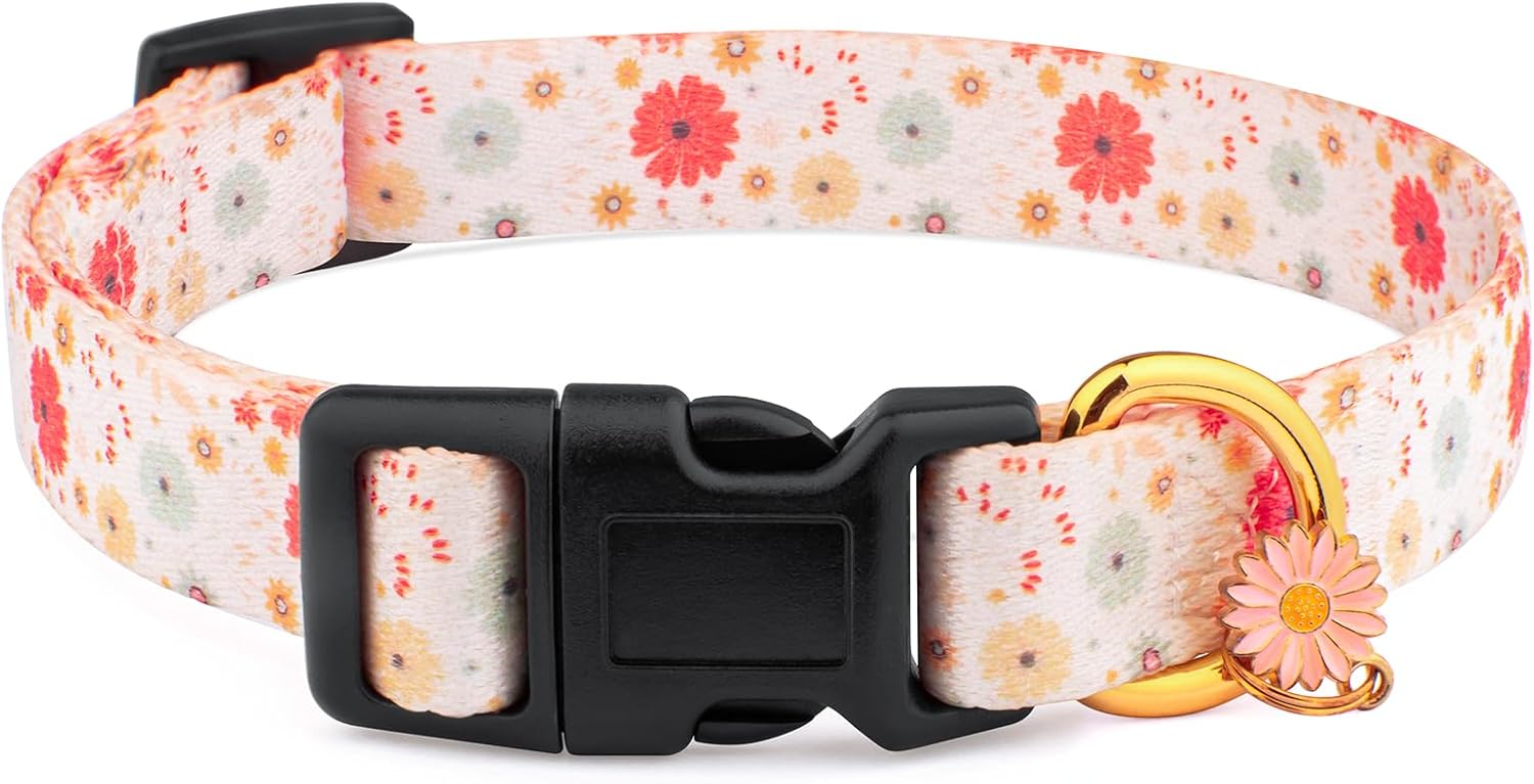 Collar de perro de algodón hecho a mano para perros pequeños, medianos y grandes, diseño de margaritas beige con dije, ideal para perros hembras,