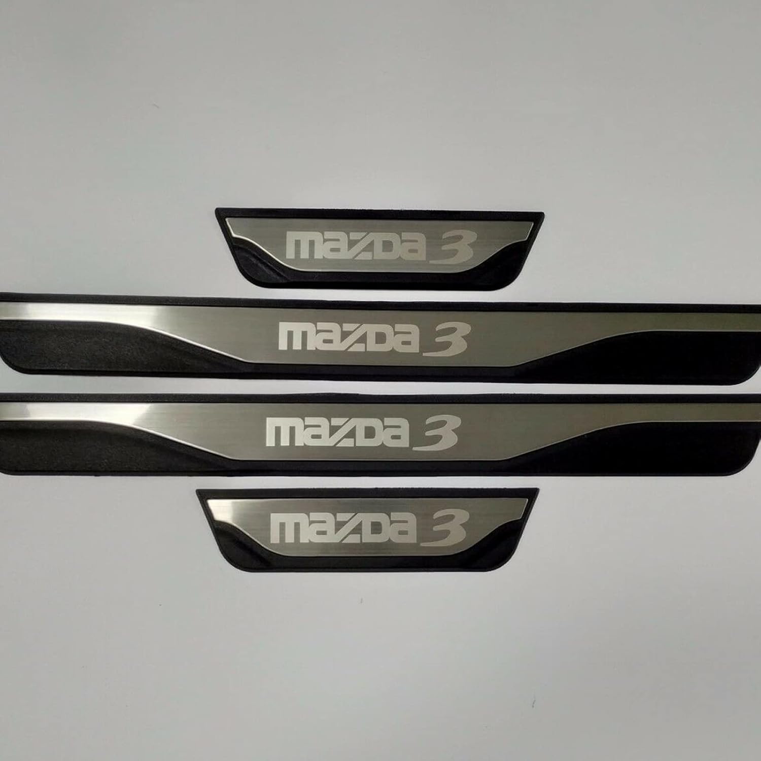GZBFTDH Protector de rasguños para umbral de puerta de automóvil, para Mazda 3 2015-2022, piezas de accesorios, cubierta de placa protectora de