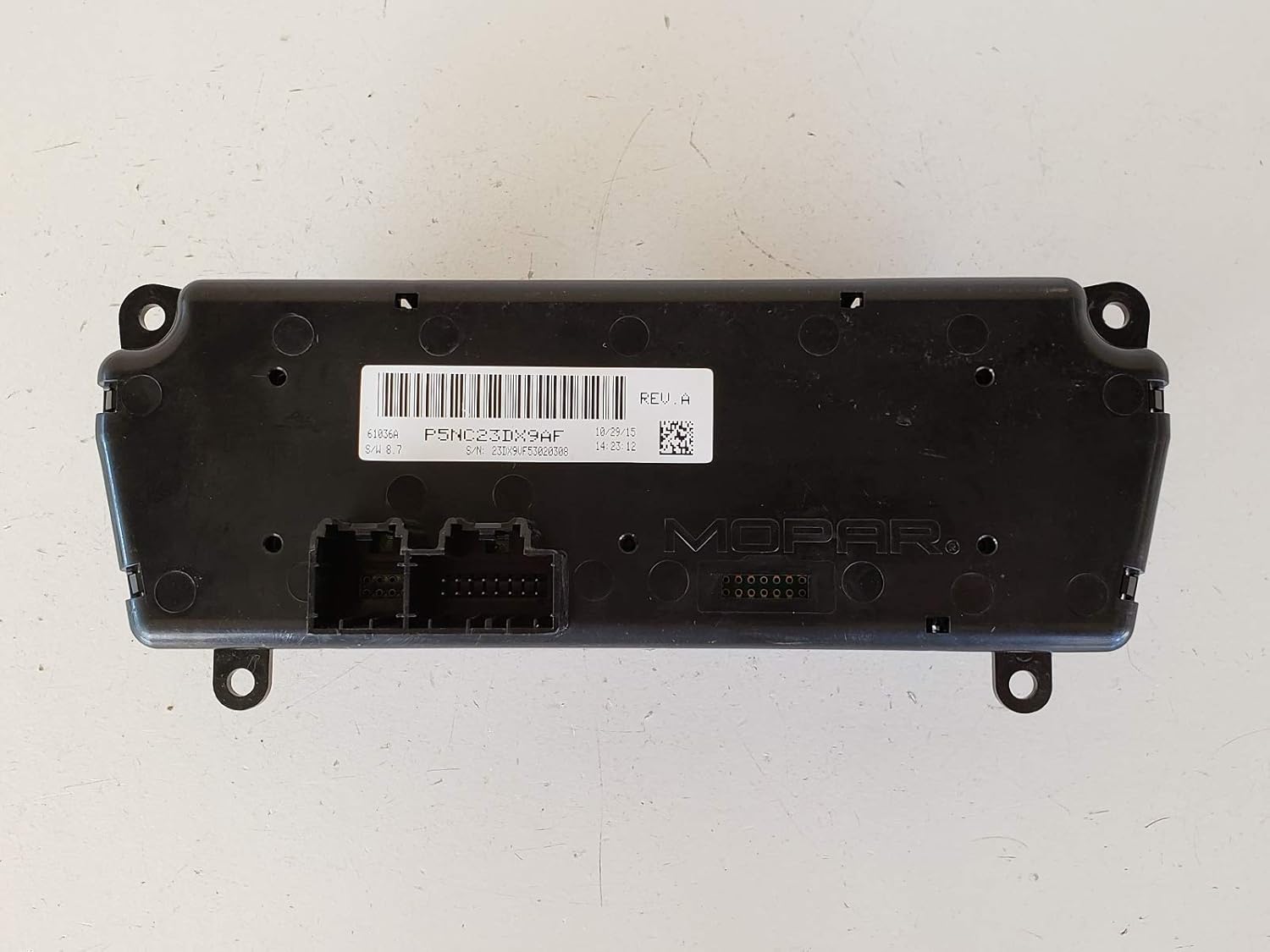 Dodge 14-17 Promaster 1500 Unidad de temperatura del panel de control climático Calentador de AC