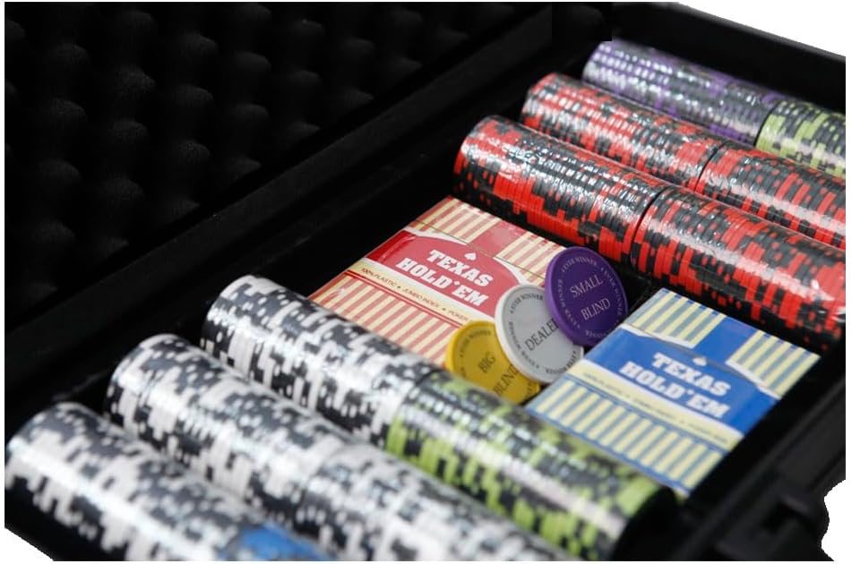 THUNDERBAY Juego de póquer de 300 unidades de 0.49 oz, fichas compuestas de arcilla de 14G con estuche de aluminio, dos barajas de cartas, juego