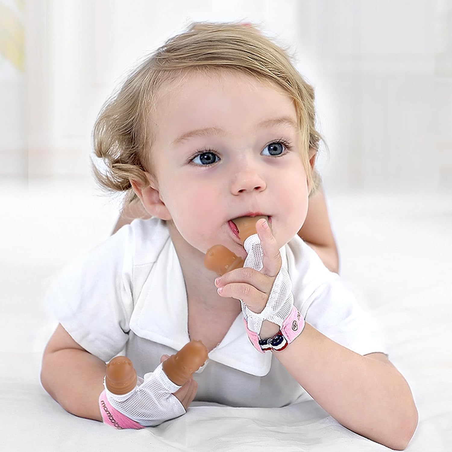 Elfzone Tope de succión de pulgar para niños de 1 a 2 años de edad, protector de dedos de silicona para chupar el pulgar con malla transpirable, kit