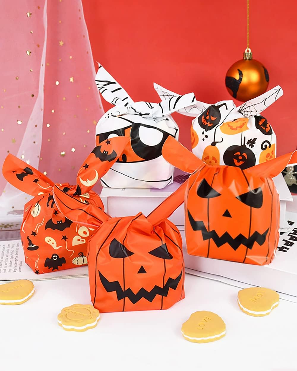Weenkilly 100 bolsas de golosinas de Halloween, 4 estilos de bolsas de dulces, bolsas de golosinas para niños, lindas bolsas de plástico con orejas