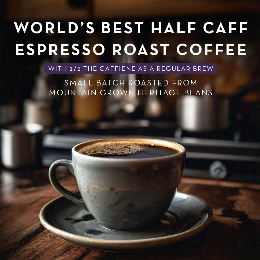 World’s Best Half Caff Café tostado expreso de 18 quilates, cápsulas de café de tostado oscuro reciclables producidas por energía solar, 100% café