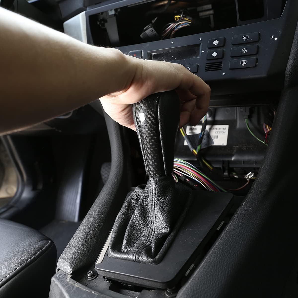 YIWANG Cubierta de la cabeza de la perilla de palanca de cambios de fibra de carbono 100% real para BMW E39 E60 E61 E83 E53 E46 Accesorios de coche