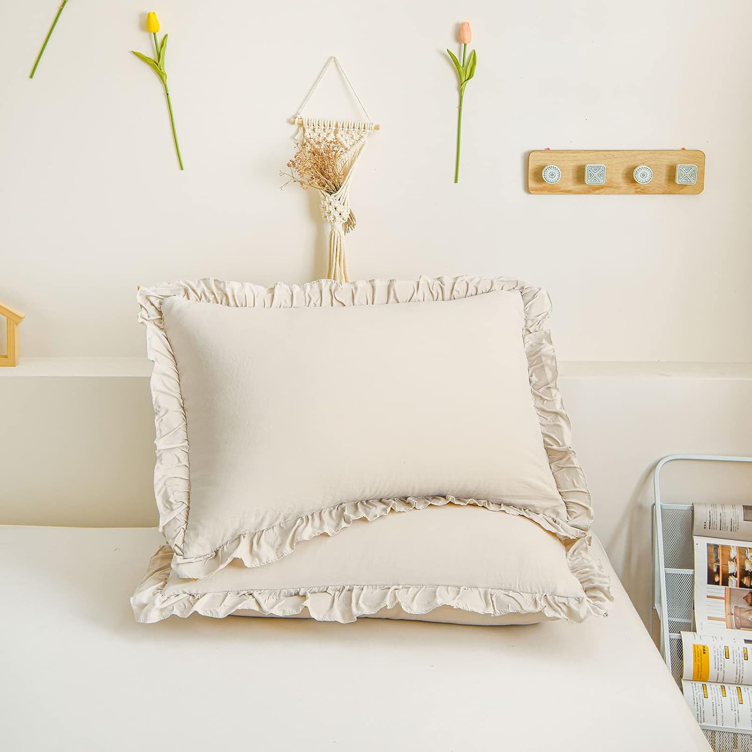 Juego de 2 fundas de almohada beige con volantes, color beige, gris, estándar, queen, juego de 2 fundas de almohada Shabby Chic (Queen (20 x 30