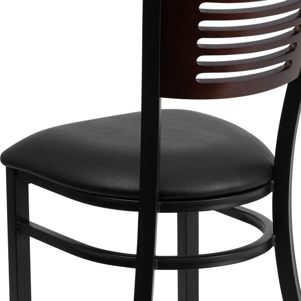 Flash Furniture HERCULES Series Silla de restaurante de metal con respaldo de listones negros, respaldo de madera de nogal, asiento de vinilo negro
