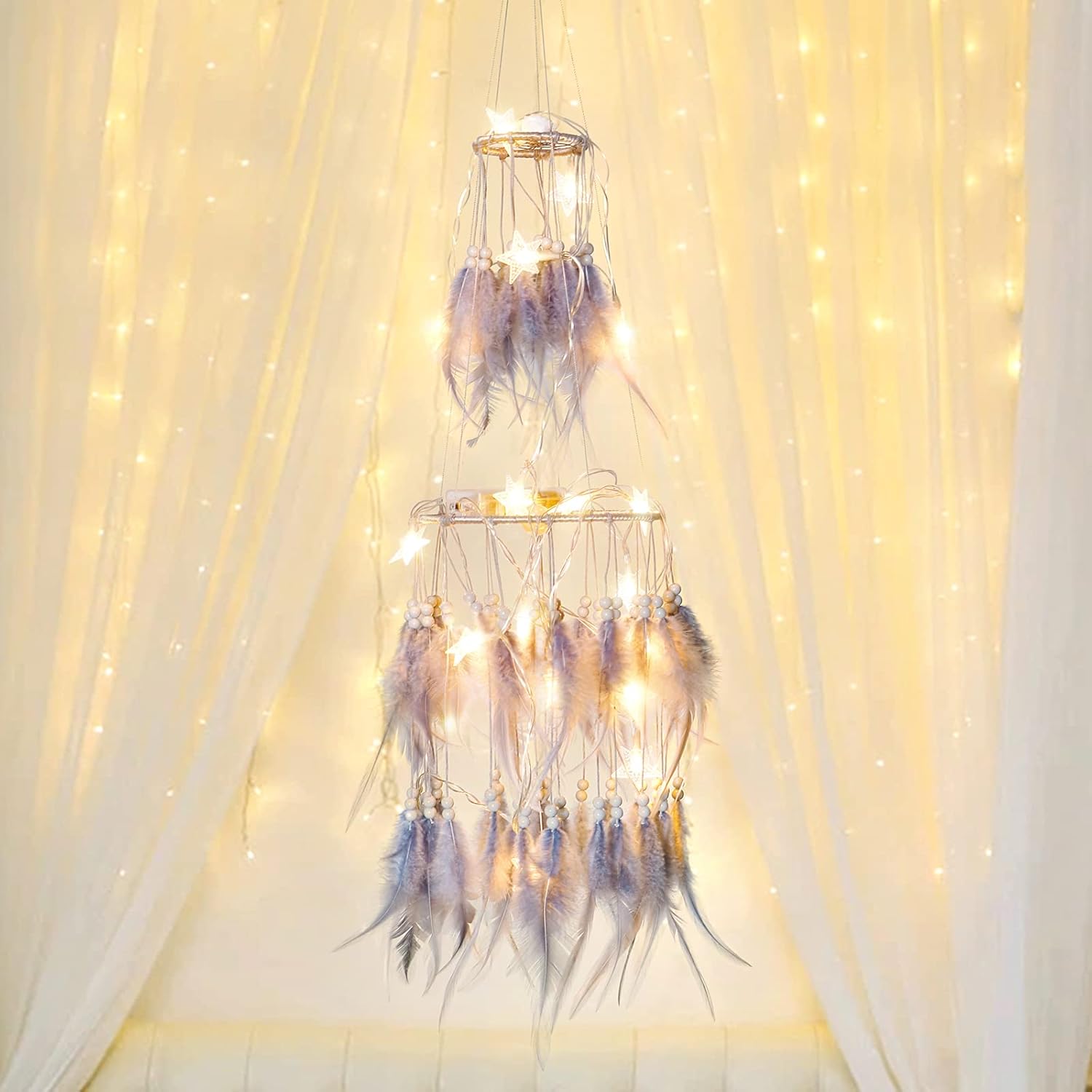Dremisland Atrapasueños de plumas blancas de doble círculo con luces LED móviles, adornos para colgar en la pared, decoración de techo para