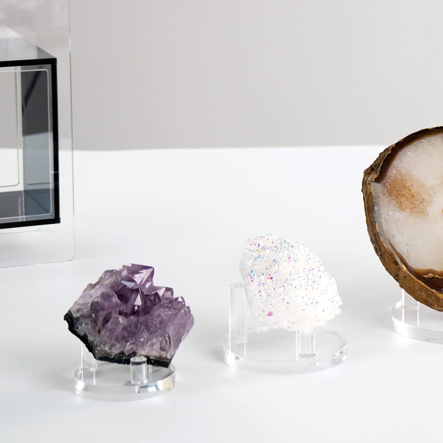Soporte de exhibición de rocas de acrílico transparente, 4.3 pulgadas, tres clavijas, caballetes de exhibición redondos de acrílico para rodajas de