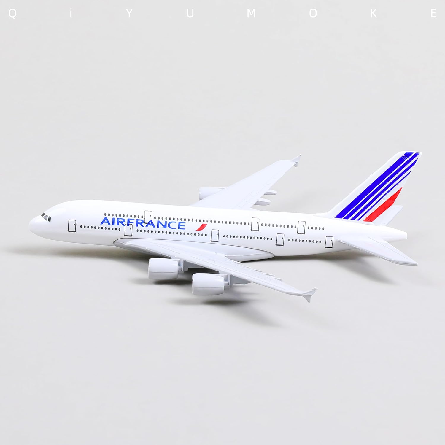 QIYUMOKE Airbus A380 France 1400 Modelo de avión de metal fundido a presión con soporte Sky Jumbo Airliner Modelo Avión Pantalla de aleación Kit de