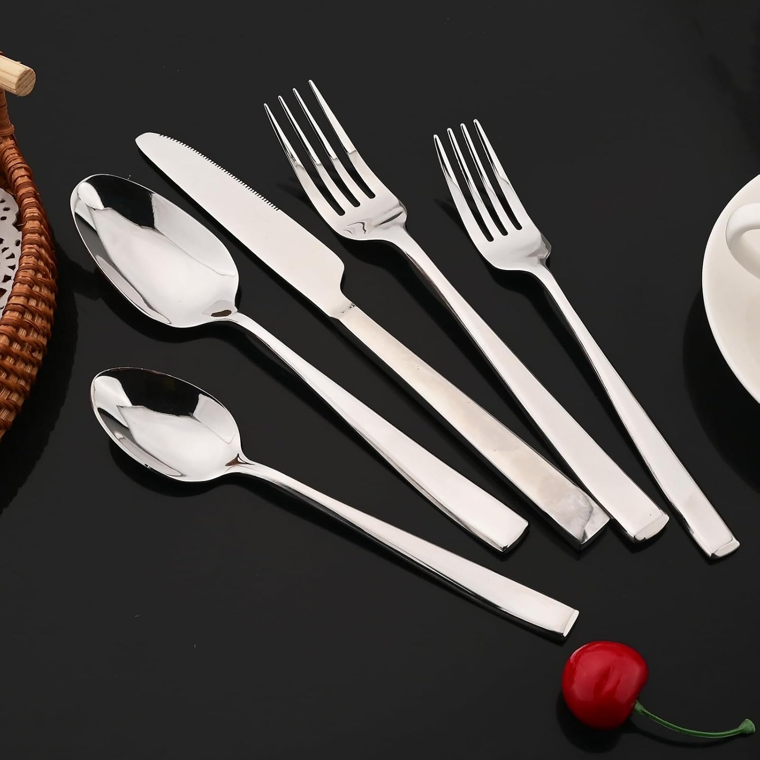 JASHII Juego de 4 cucharas de postre, 6.69 pulgadas de acero inoxidable plateado, cucharas para helado, pulido con espejo, mango cuadrado, cubiertos