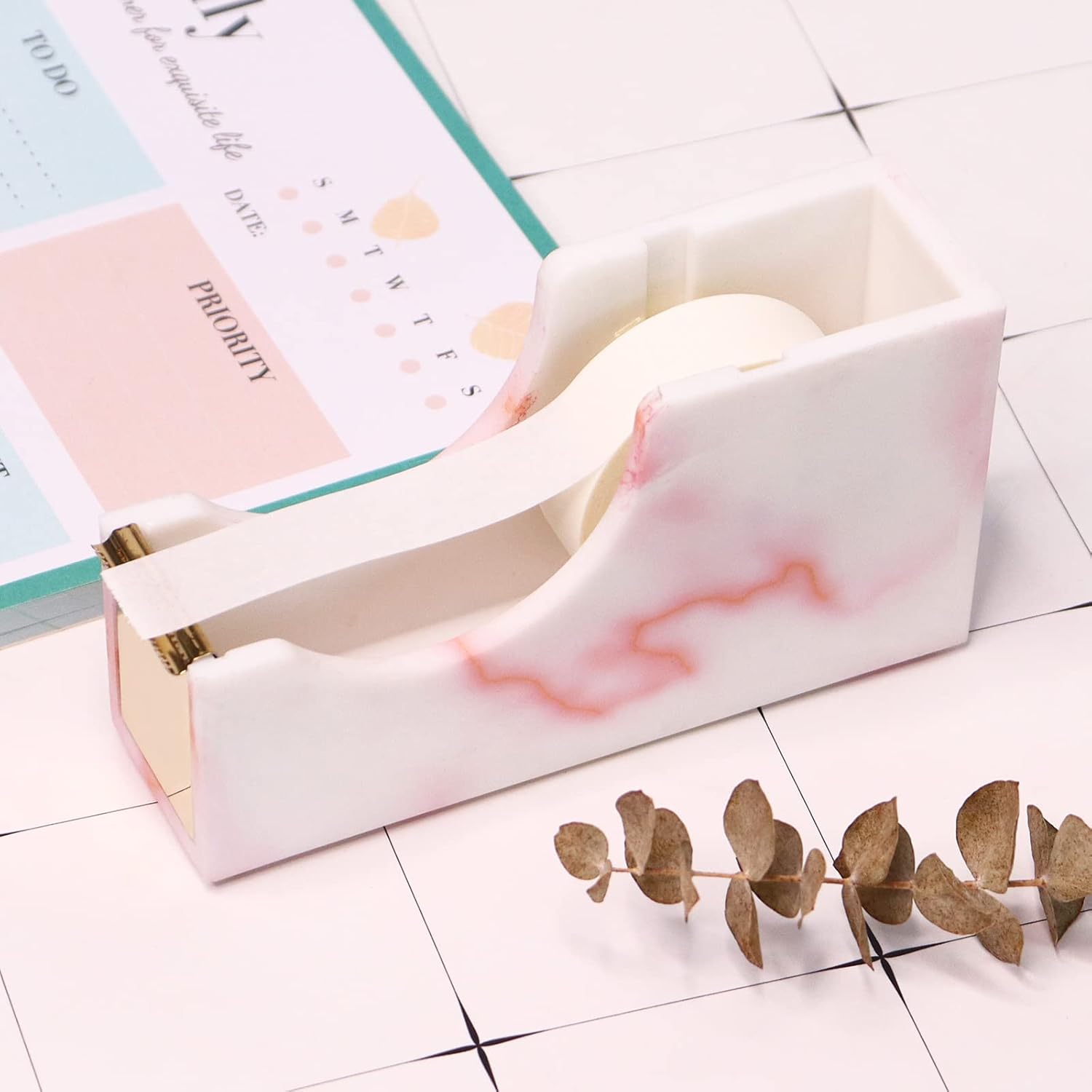 Dispensador de cinta de escritorio rosa mármol, dispensadores de cinta acrílica de núcleo de 1 pulgada, base antideslizante, accesorios de