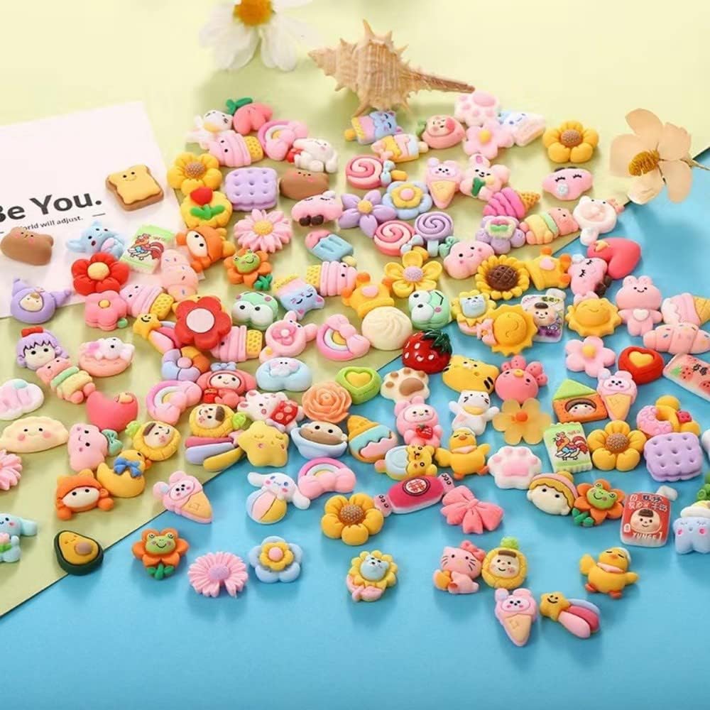 Juego de 50 dijes de resina de flores de animales, 50 piezas de cuentas de resina de dibujos animados con parte trasera plana para accesorios de
