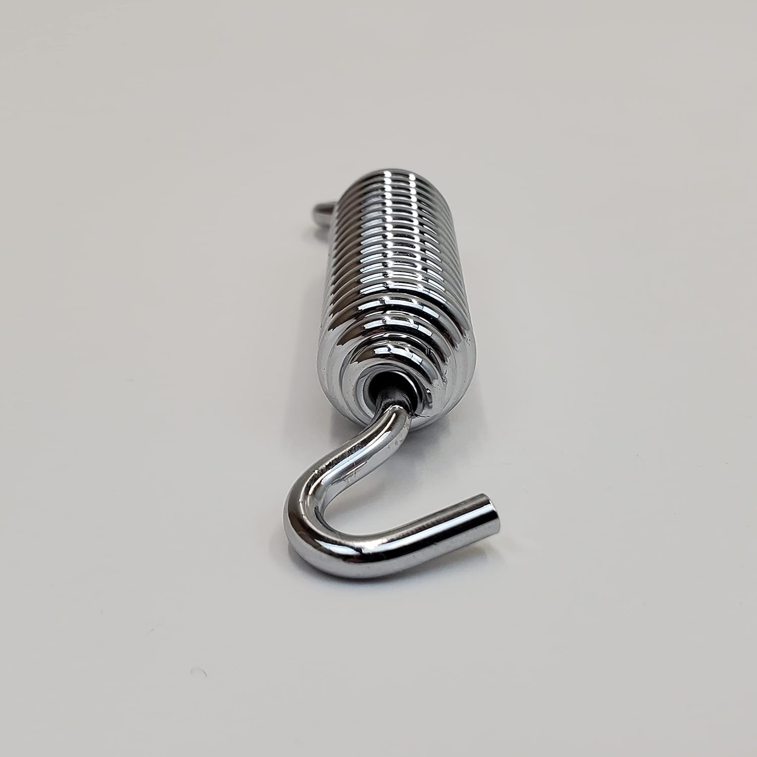 Soporte de resorte cromado de 3-34 pulgadasJiffy para modelos Harley Street Glide, Electra Glide, Road Glide, Road King y Softail 2007+ – Sustituye
