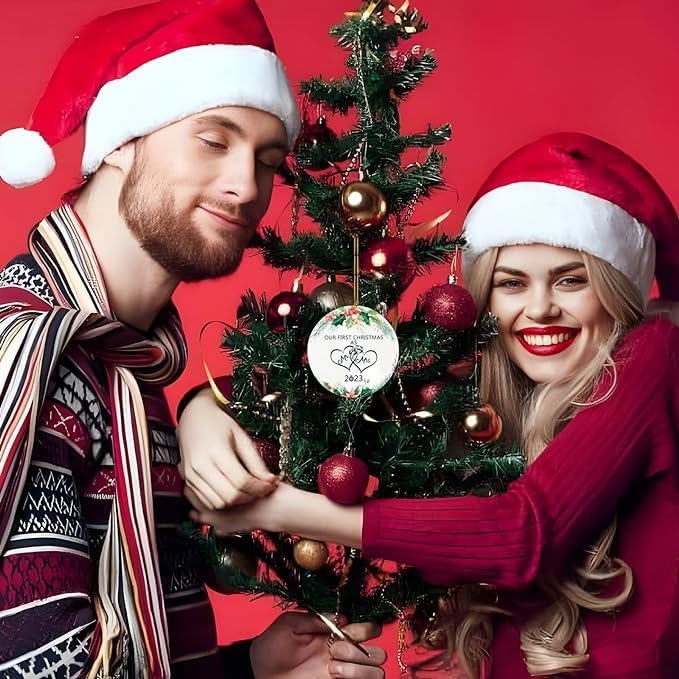 Adorno de Navidad para casados 2023, adornos de Navidad juntos con impresión de doble cara, recuerdo de cerámica, regalos de boda de recién casados