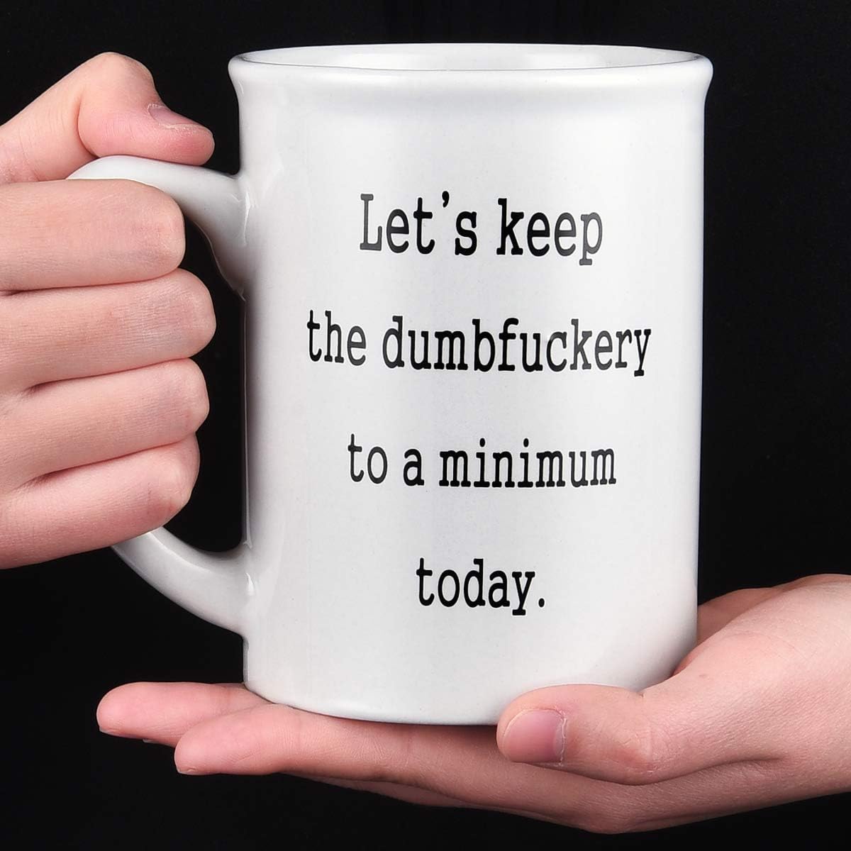 Tazas de café divertidas Let’s Keep To A Minimum Today Taza de té de café con frases divertidas, regalo novedoso de 20 onzas, regalo divertido para
