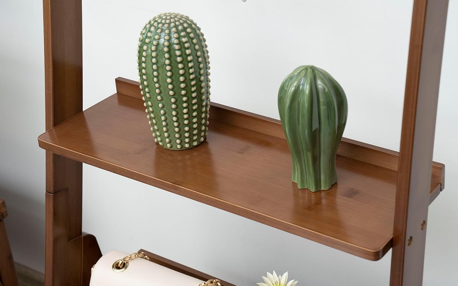 K KELBEL Estante de escalera de bambú moderno, estantería alta de madera, estantes de pared inclinados, estantes de almacenamiento abiertos para