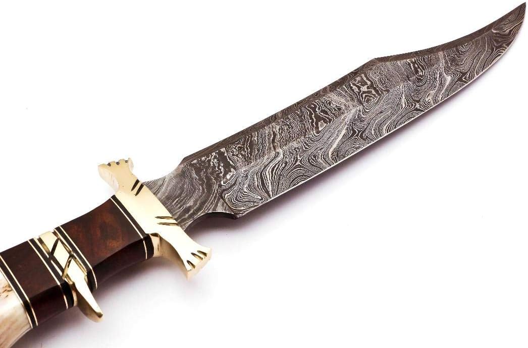 Cuchillo de caza de acero de Damasco con mango de asta de ciervo con madera de Burl y protector de latón, hoja de fijación de borde afilado hecho a