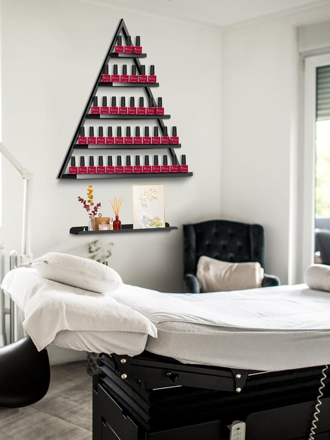 10 estantes de almacenamiento de esmalte de uñas de metal para montaje en pared, 5 niveles, color negro, triangular, vitrina de cosméticos, lápiz