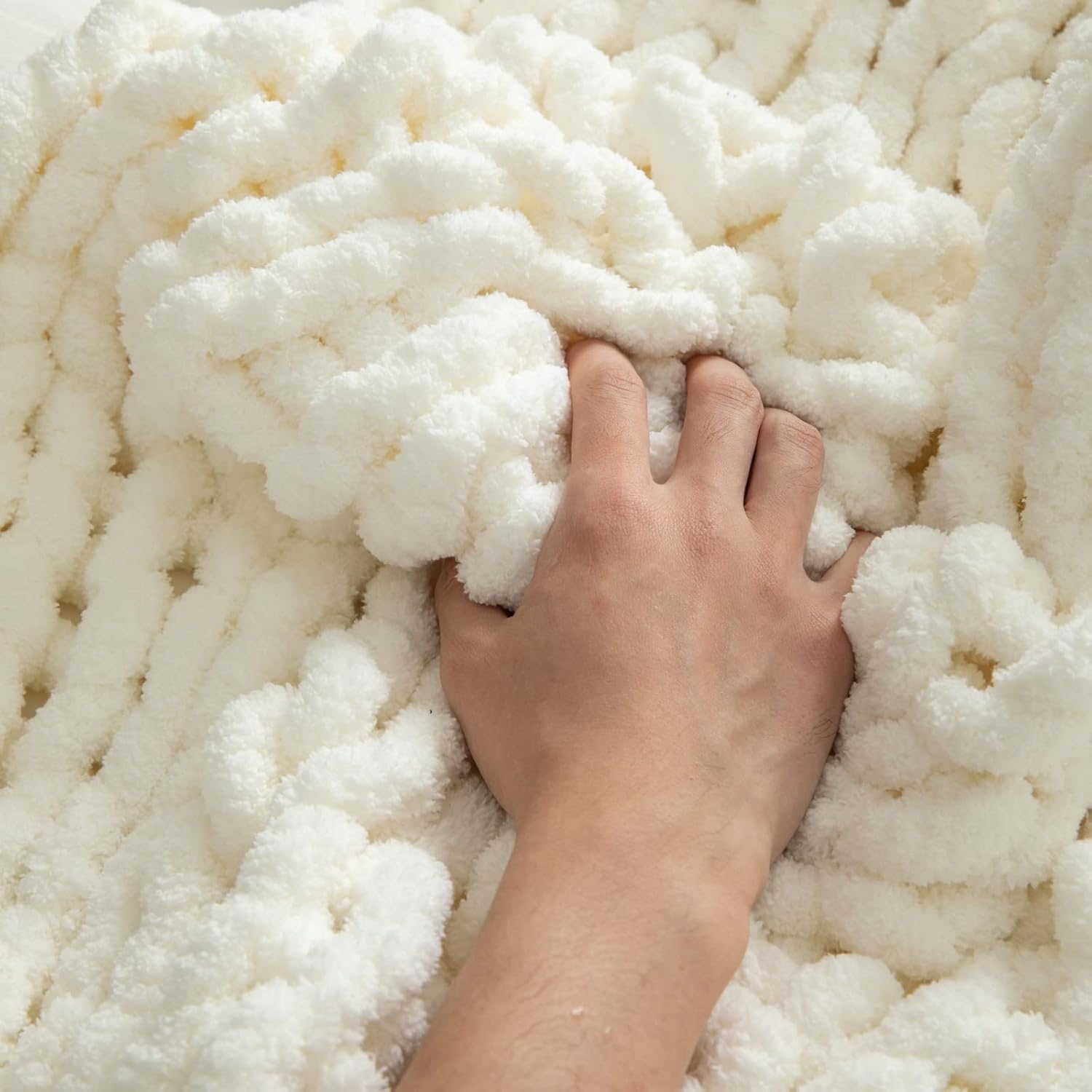 Manta de punto grueso, manta de punto para sofá o cama, manta suave y esponjosa con hilo de felpilla jumbo grueso, 100% hecha a mano (blanco crema,