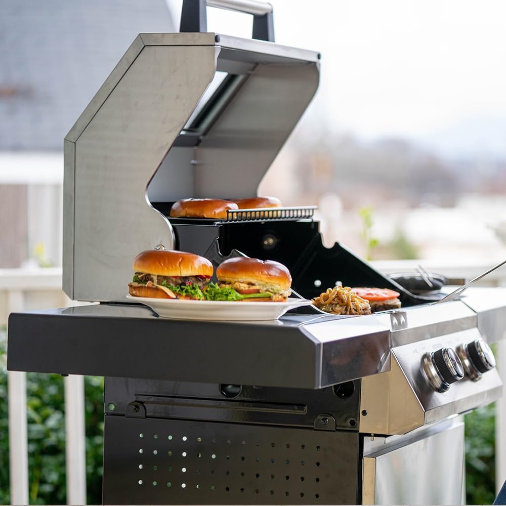 Monument Grills 14633 Parrilla de gas propano líquido de acero inoxidable de 2 quemadores con tapa de visión clara, controles LED con juego de