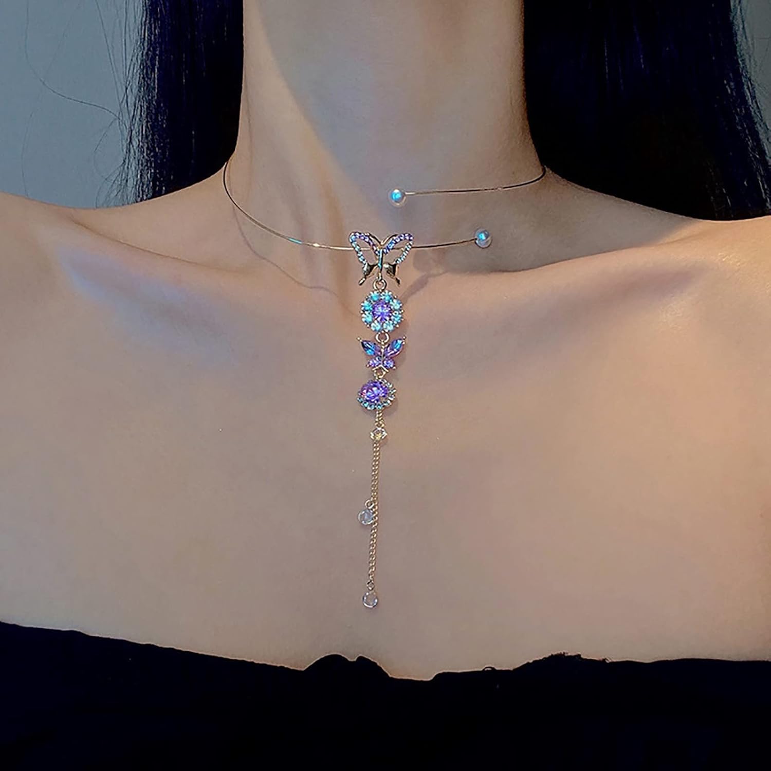 Necklaces for Teen Girls Trendy Girls Diamond Pearl Open Present Tassel Necklace Pendant Rose Pendant Necklace