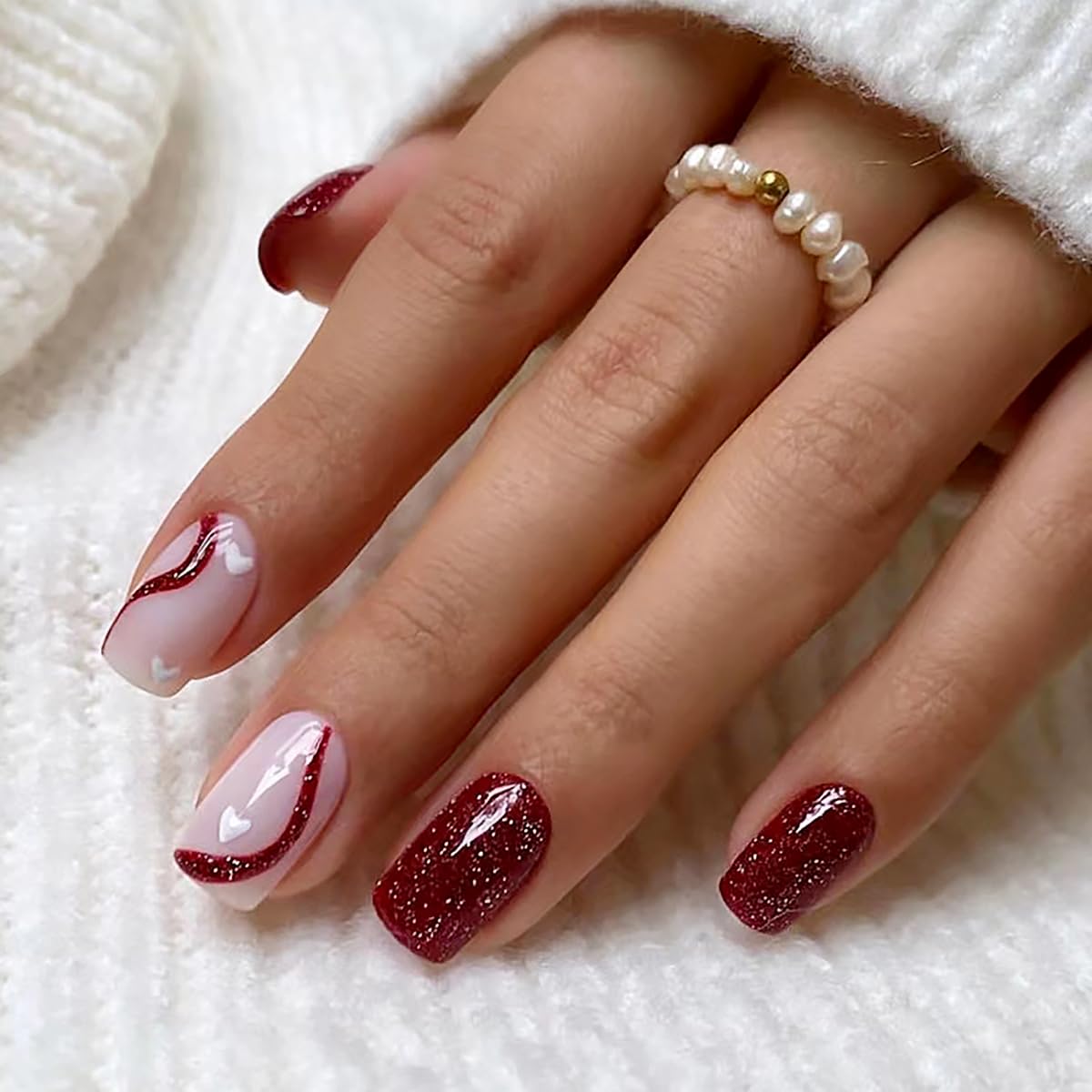 24 uñas postizas cortas a presión, uñas postizas cuadradas color rojo vino con purpurina ondulada, diseño de uñas adhesivas para otoño, invierno,