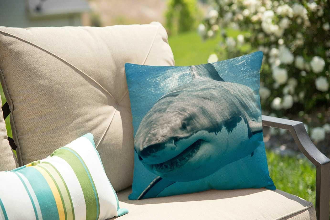 Funda de almohada cuadrada de lino y algodón con diseño de tiburón, mandíbulas, colmillo y depredación bajo el agua, funda de almohada estándar para