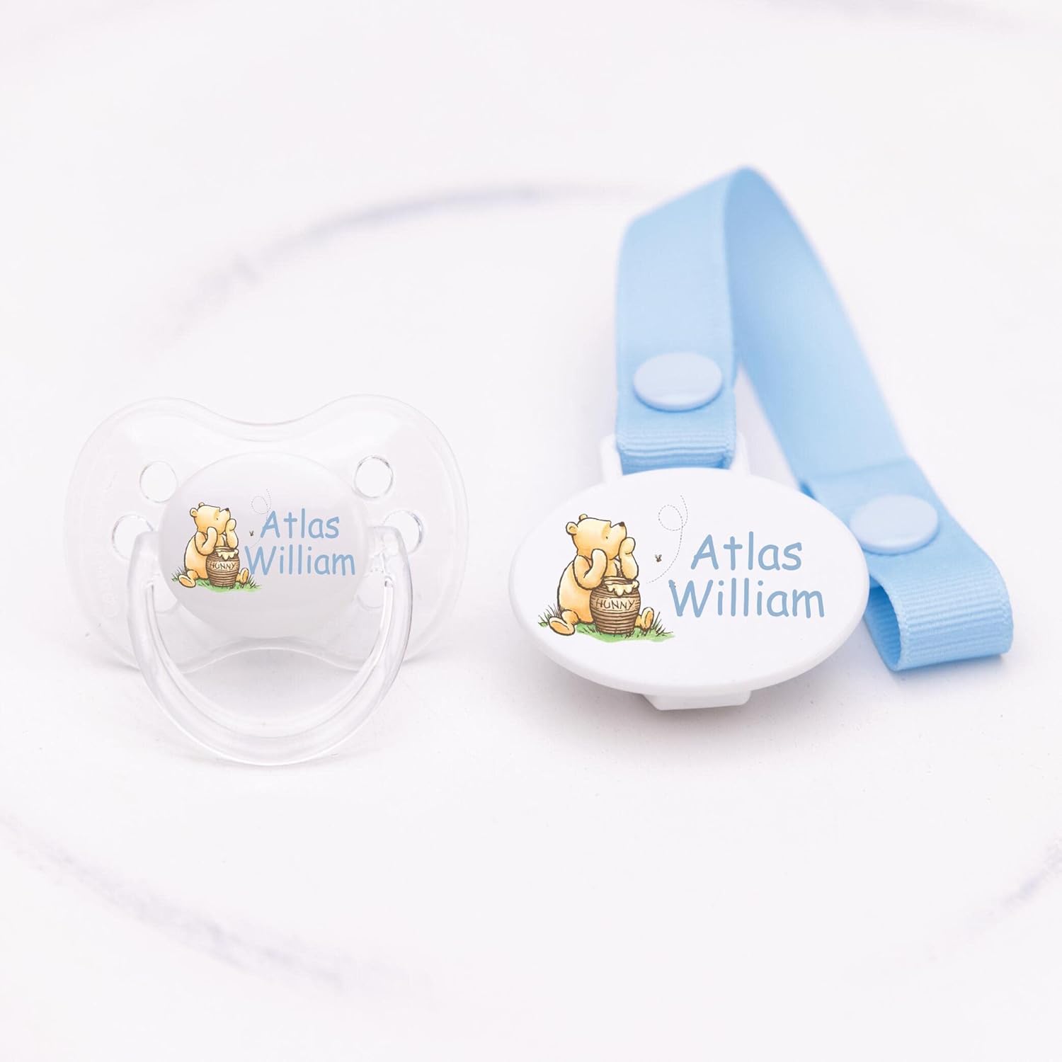 Juego personalizado con clip para chupete y cinta, chupete, 0-6 meses, 6 a 18 meses, Winnie The Pooh, bebé niño o niña, azul o rosa, tu elección de