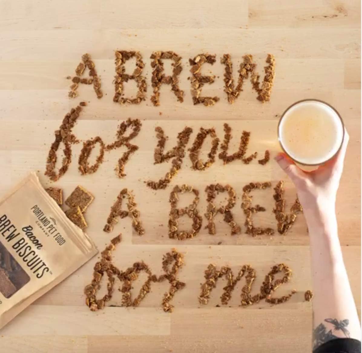 CRAFTED BY HUMANS LOVED BY DOGS Portland Pet Food Company – Golosinas para perros con caldo de carne (1 paquete, bolsa de 5 onzas), totalmente