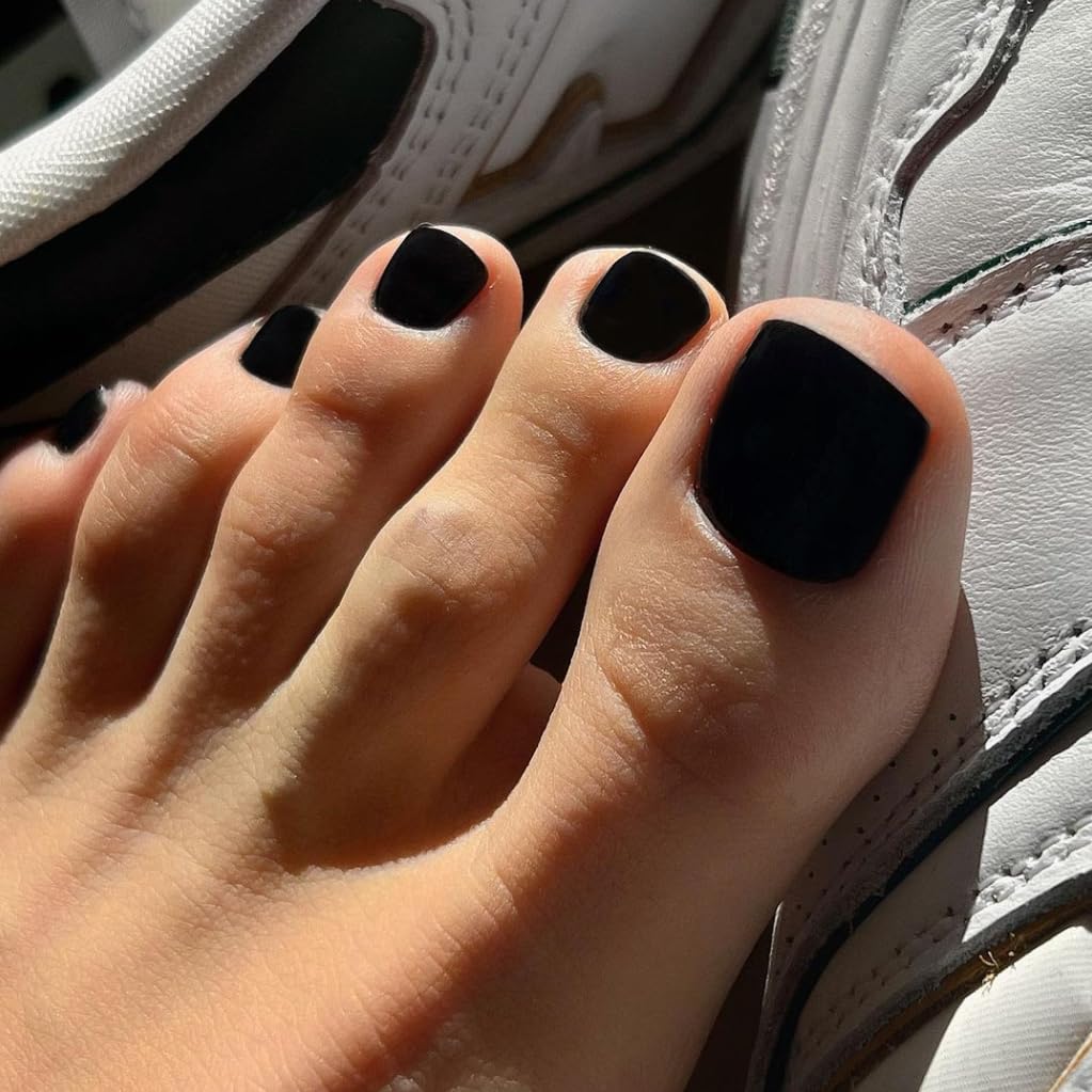 KXAMELIE Uñas postizas cuadradas de color liso a presión, color negro mate, uñas acrílicas, uñas artificiales de Halloween para mujeres y niñas en