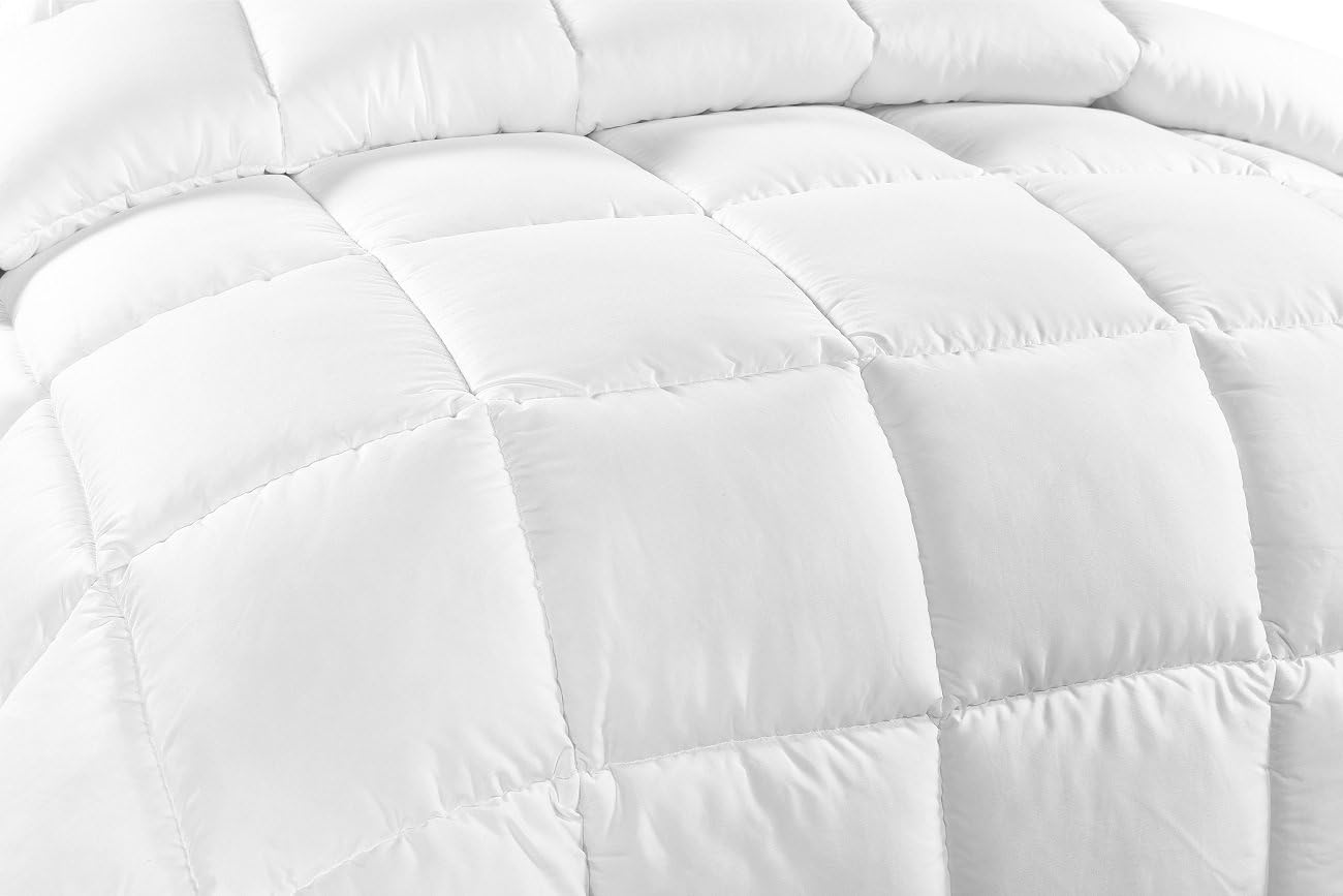 Chezmoi Collection Edredón alternativo de plumón blanco cálido medio con bolsa de almacenamiento ahorradora de espacio, pestañas en las esquinas,